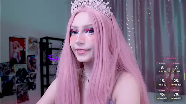 Snapshot of Carolina_Leep chatting on October 10, 2025, 2:40 pm Carolina Leep online show from October 10, 2025, 2:40 pm