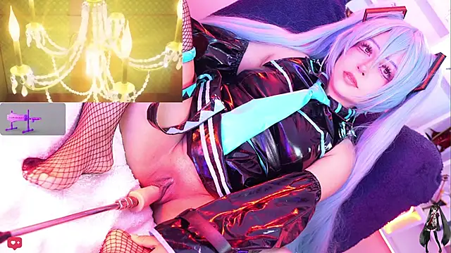 soffy garcia online show from November 13, 2025, 2:37 am