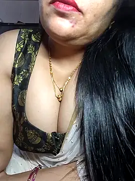 sneha rose online show from May 4, 2026, 4:32 pm