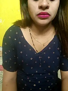 Sexyranibhabhi online show from April 17, 2026, 2:20 pm