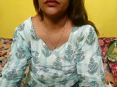 Sexyranibhabhi online show from October 20, 2025, 3:23 pm