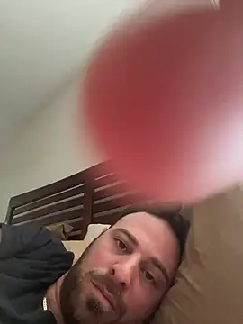 Snapshot of swagger1793 chatting on January 28, 2025, 1:59 pm swagger1793 online show from January 28, 2025, 1:59 pm