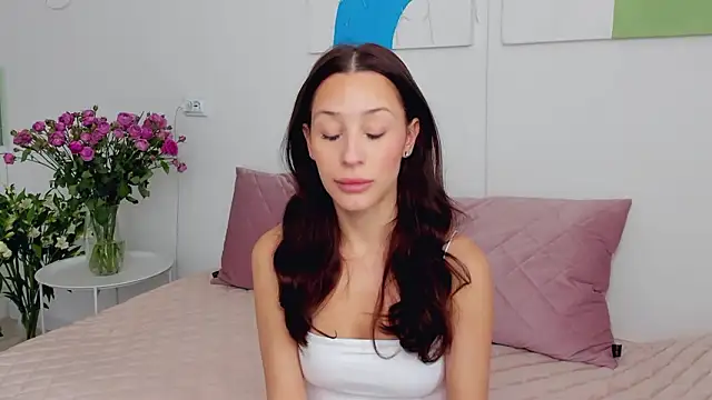 Snapshot of SelenaRousey chatting on March 2, 2026, 8:32 am SelenaRousey online show from March 2, 2026, 8:32 am