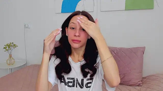 Snapshot of SelenaRousey chatting on February 26, 2026, 7:41 am SelenaRousey online show from February 26, 2026, 7:41 am