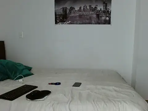 Snapshot of chicafitcaliente chatting on September 27, 2025, 12:50 am chicafitcaliente online show from September 27, 2025, 12:50 am