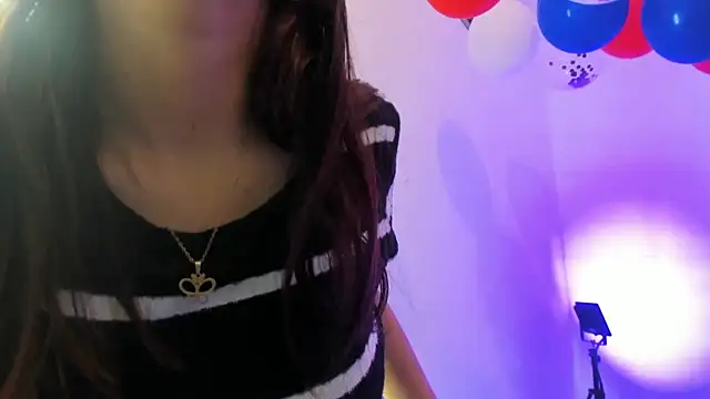 Snapshot of AngelaaCute_ chatting on July 17, 2026, 12:02 pm AngelaaCute online show from July 17, 2026, 12:02 pm