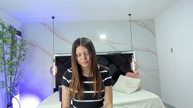 AngelaaCute  online show from November 15, 2025, 12:31 pm