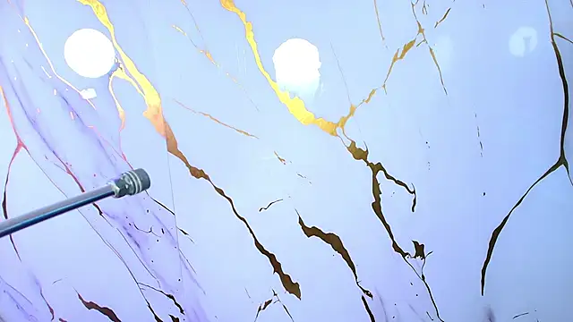 Lizz Tender online show from October 18, 2025, 12:18 pm