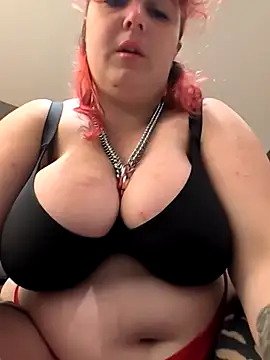 Snapshot of LadyRochester chatting on October 9, 2025, 12:44 am LadyRochester online show from October 9, 2025, 12:44 am