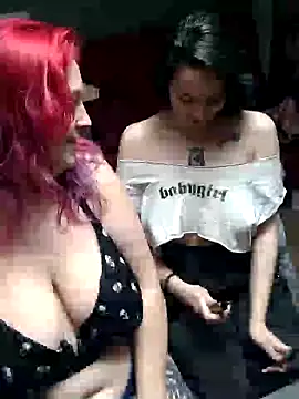 Snapshot of LadyRochester chatting on March 17, 2025, 2:56 pm LadyRochester online show from March 17, 2025, 2:56 pm