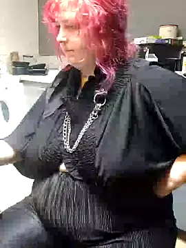 Snapshot of LadyRochester chatting on March 22, 2025, 2:03 pm LadyRochester online show from March 22, 2025, 2:03 pm