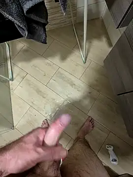 kisbiro77777 online show from October 10, 2025, 7:36 pm