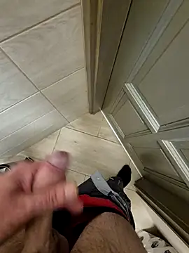 kisbiro77777 online show from October 3, 2025, 7:43 am