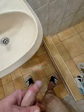 kisbiro77777 online show from November 27, 2025, 5:35 pm