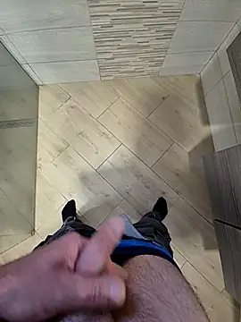 kisbiro77777 online show from September 17, 2025, 5:42 am