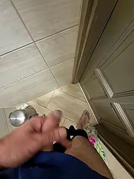 kisbiro77777 online show from September 21, 2025, 7:02 am