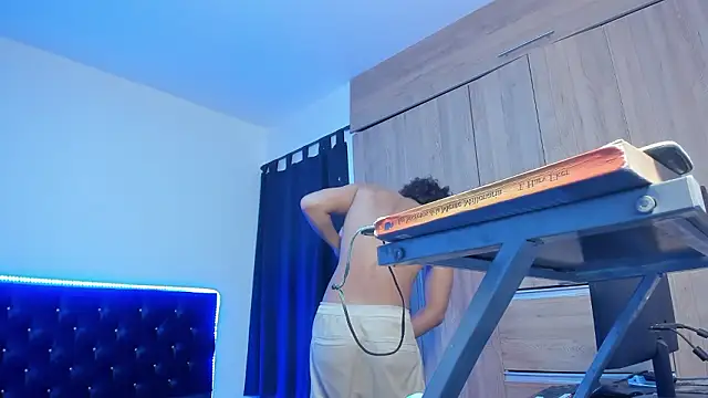  diegsz  online show from March 29, 2026, 12:07 pm