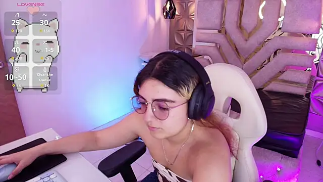 Snapshot of meraki_fraise chatting on October 4, 2025, 7:48 pm meraki fraise online show from October 4, 2025, 7:48 pm