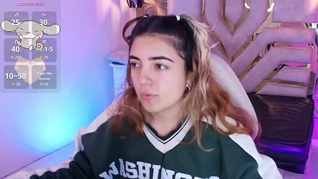 Snapshot of meraki_fraise chatting on October 14, 2025, 7:58 pm meraki fraise online show from October 14, 2025, 7:58 pm