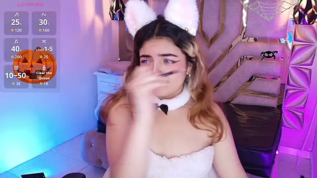 Snapshot of meraki_fraise chatting on October 29, 2025, 7:35 pm meraki fraise online show from October 29, 2025, 7:35 pm