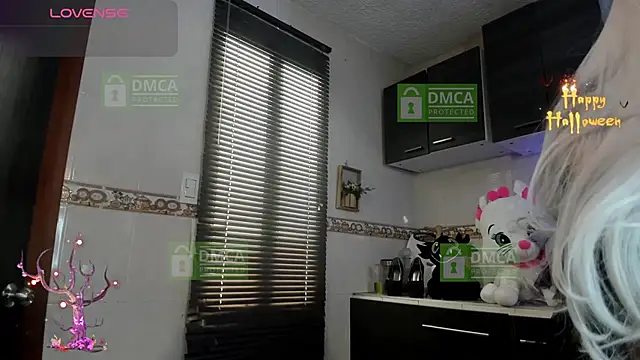 Snapshot of Palmer-Foster chatting on October 24, 2025, 9:03 pm Palmer-Foster online show from October 24, 2025, 9:03 pm