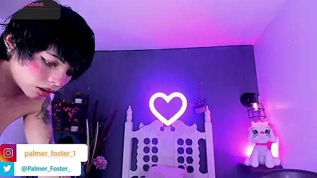 Snapshot of Palmer-Foster chatting on October 1, 2025, 9:07 pm Palmer-Foster online show from October 1, 2025, 9:07 pm