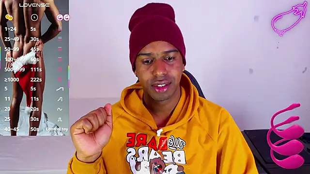 mrjhon26 online show from December 3, 2025, 12:48 pm