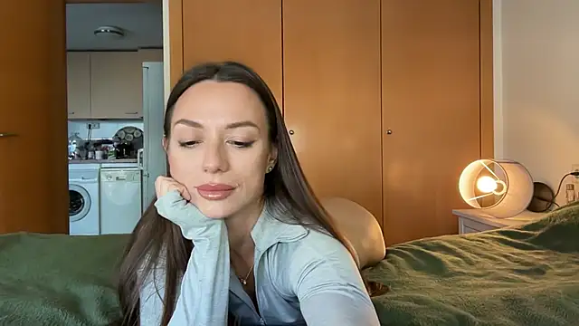 SweetTits26 online show from April 4, 2026, 4:24 pm