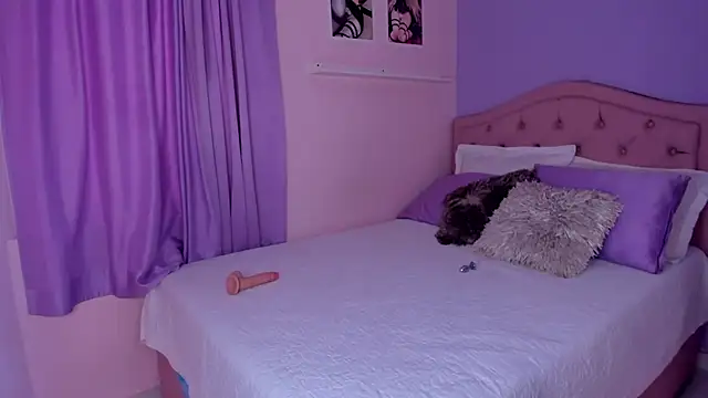 Snapshot of JessyTaylorr chatting on February 8, 2025, 3:42 pm JessyTaylorr online show from February 8, 2025, 3:42 pm