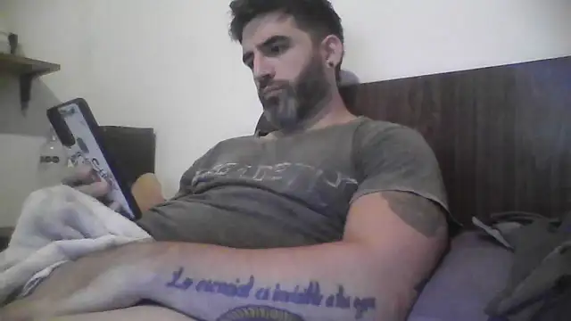 ozzypsico13 online show from February 1, 2026, 9:13 pm