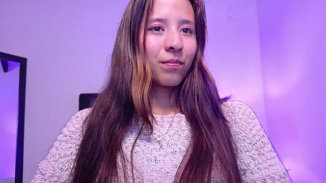 Skinny hottie18 online show from February 25, 2025, 1:53 pm