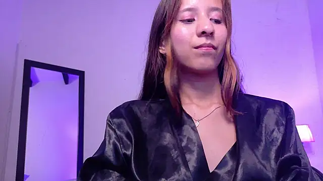 Skinny hottie18 online show from February 25, 2025, 4:57 pm