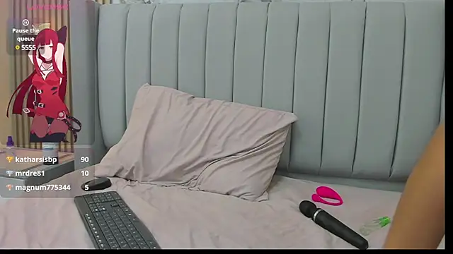 Snapshot of JOLIEBENSON chatting on March 11, 2025, 9:02 am JOLIEBENSON online show from March 11, 2025, 9:02 am