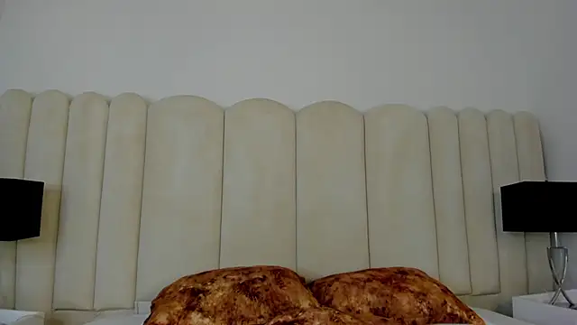 Snapshot of AnnyCherry_ chatting on September 22, 2025, 8:59 pm AnnyCherry online show from September 22, 2025, 8:59 pm