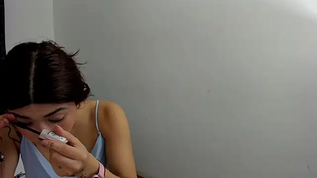 AnnyCherry  online show from February 12, 2026, 8:41 pm