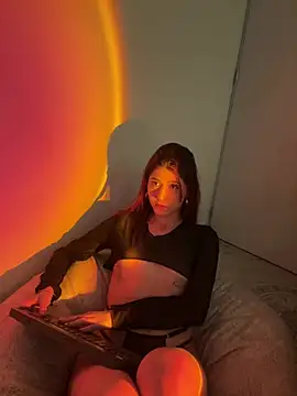 AnnyCherry  online show from February 6, 2025, 3:16 am