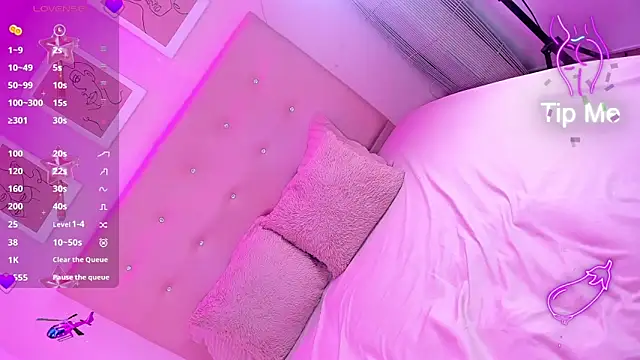 Snapshot of EIMY_BRIGHT chatting on November 5, 2025, 2:31 pm EIMY BRIGHT online show from November 5, 2025, 2:31 pm