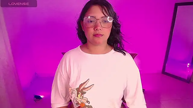 Snapshot of DIANEE_01 chatting on October 19, 2025, 1:19 am DIANEE 01 online show from October 19, 2025, 1:19 am