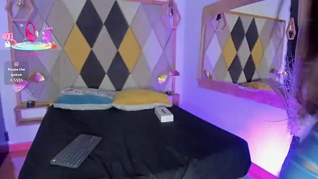 Snapshot of SamanthaFerrer_ chatting on July 28, 2026, 12:23 pm SamanthaFerrer online show from July 28, 2026, 12:23 pm