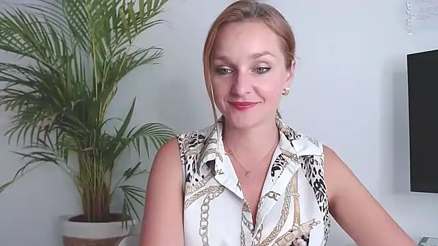 AliciaDesire online show from October 15, 2025, 1:30 pm