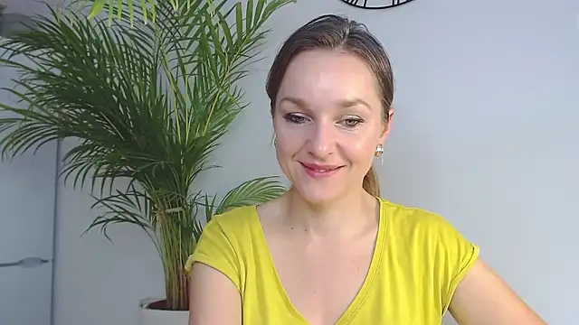 AliciaDesire online show from December 2, 2024, 8:04 am