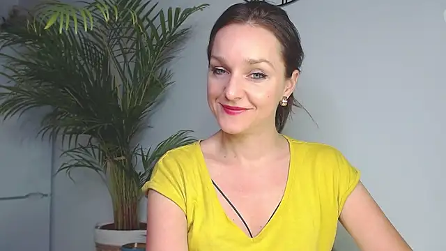 AliciaDesire online show from December 11, 2024, 6:42 pm