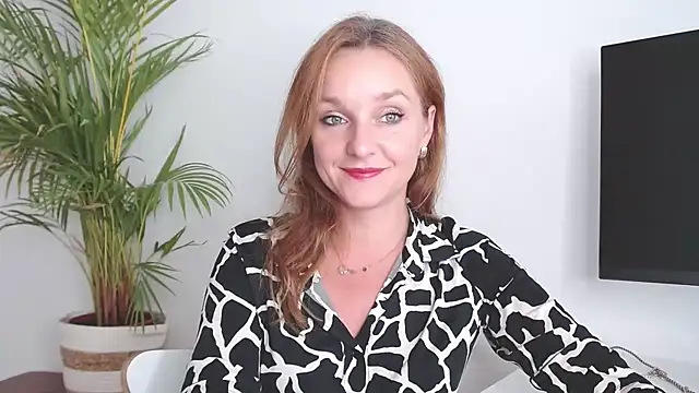 AliciaDesire online show from October 23, 2025, 12:59 pm