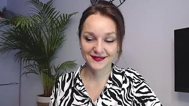 AliciaDesire online show from January 8, 2025, 8:06 am
