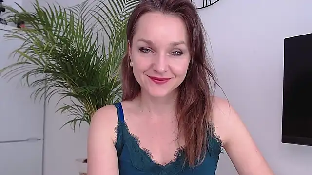 AliciaDesire online show from February 4, 2025, 11:05 am