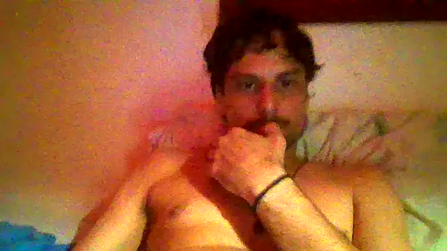 couplemilk online show from April 8, 2026, 4:47 am