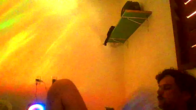 couplemilk online show from April 7, 2026, 12:07 pm