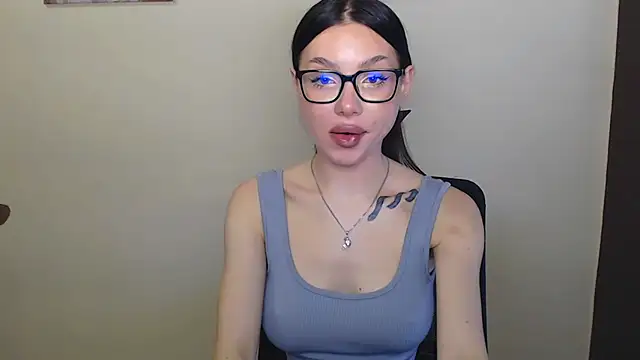 Cutesweetheart online show from January 14, 2025, 8:20 am