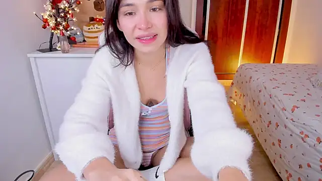 Adriennesexxx online show from November 12, 2025, 6:45 pm