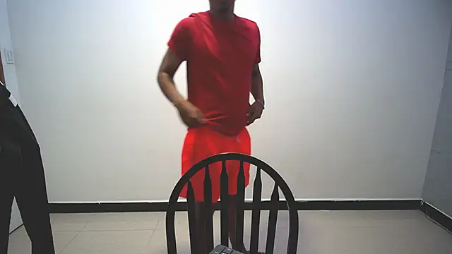 Snapshot of michaelhotbbc chatting on September 25, 2025, 3:34 am michaelhotbbc online show from September 25, 2025, 3:34 am